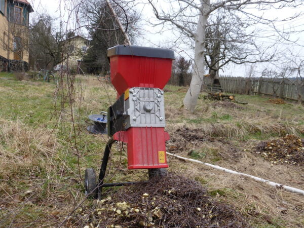 Mulch erzeugen mit dem Häcksler